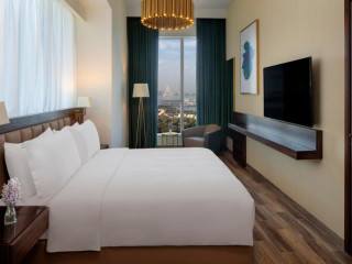 Avani Plus Palm View Dubai Hotel & Suites