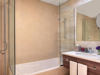 Avani Palm View Dubai Hotel & Suites