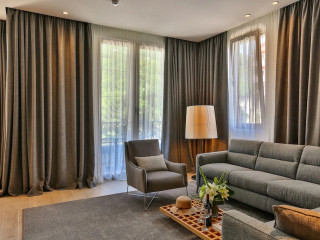 Avanti Hotel & Spa