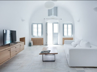 Avista Suites Santorini