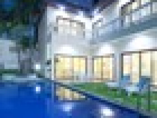 Avoca Pool Villas