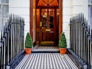 AVONMORE CARTWRIGHT GARDENS