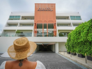 AWAY BANGKOK RIVERSIDE KENE