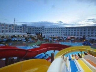 Aylimas Beach & Resort
