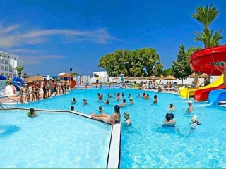 Aylimas Beach & Resort