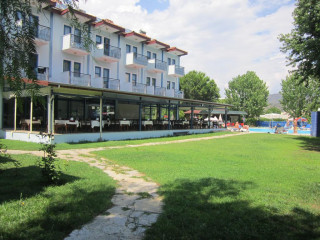 AYMES HOTEL