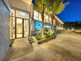 AZ Sunrise Resort & Fitness Club