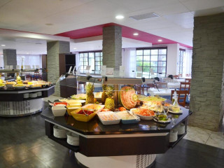 Azuline Hotel Bergantin