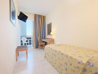 azuLine Hotel Pacific