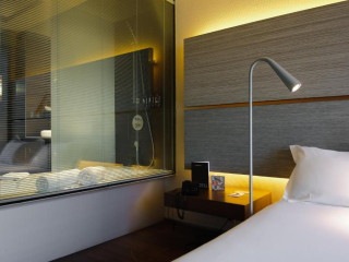 B-Hotel