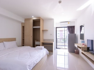 BAAN MAE SUVARNABHUMI AIRPORT