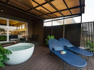 BAAN WANGLANG RIVERSIDE