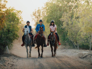 BAB AL NOJOUM AL MUGHEIRAH