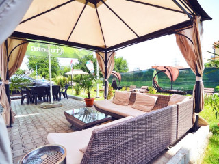 Babylonia Resort