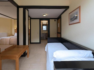 Baía Madeira Hotel - Ocean Beachfront