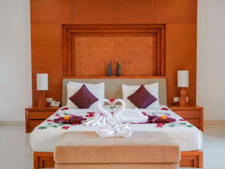 Bale Gede Luxury Villas