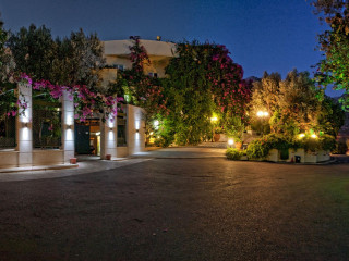 Bali Paradise Hotel