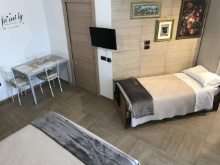 B&B REGAL HOME