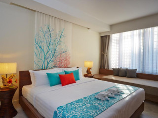 Bandara Phuket Beach Resort