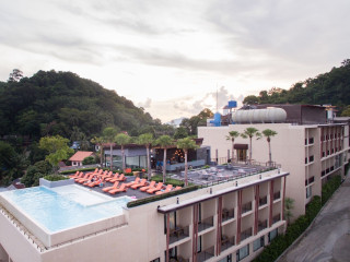 Bandara Beach Resort, Phuket