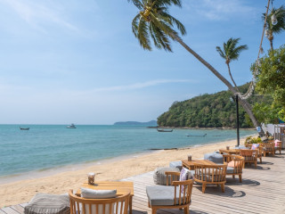 Bandara Phuket Beach Resort