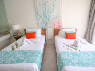 Bandara Phuket Beach Resort