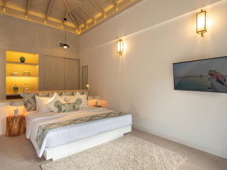 Bandos Island Resort& Spa (Bandos Island)