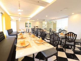 BANGKOK MIDTOWN HOTEL (SHA)