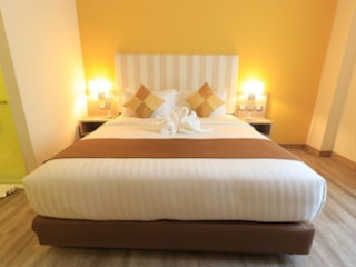 BANGKOK MIDTOWN HOTEL (SHA)