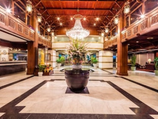 BANGKOK PALACE (SHA)