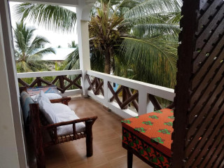 Baraka Beach Bungalows