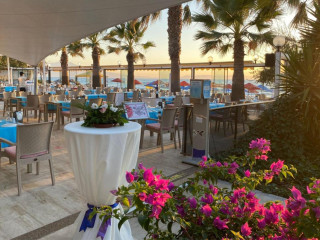 BATIHAN BEACH  HOTEL