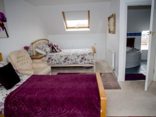 BAY TREE HOUSE BED AND BREAKFAST