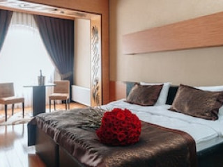 BAYIL BREEZE HOTEL & RESTAURANT