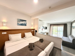 Bayside Salgados Golf & Beach Resort