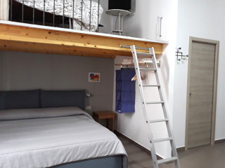 B&B CITY CENTER