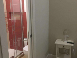 B&B GARIBALDI STATION (ADULTS ONLY)