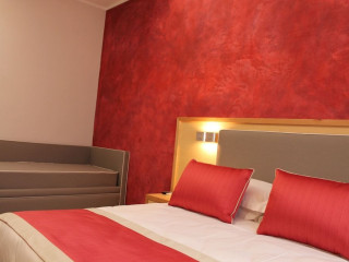 B&B LAPILLUS