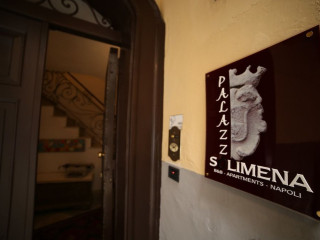 B&B PALAZZO SOLIMENA