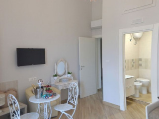 B&B VERZUS
