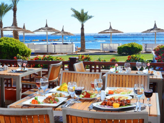 BEACH ALBATROS RESORT