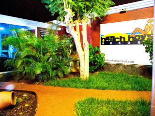 Beach Boys Boutique Resort - Caters To Gay Men