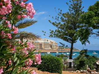 Beach Garden Hotel