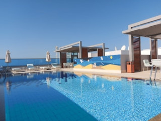 Beach Walk Hotel