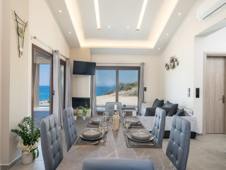 Beachfront Villa Fteri