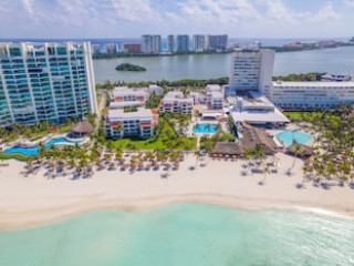 BEACHSCAPE KIN HA SUITES & VILLAS