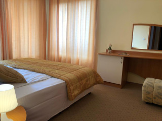 Beatris Family Hotel