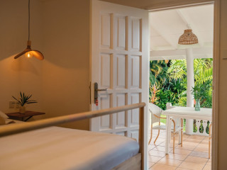 BEAU VALLON BUNGALOWS