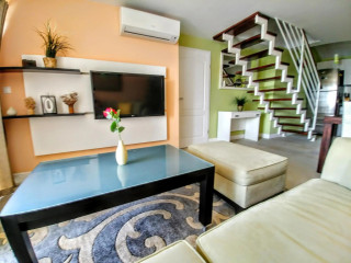 Beautiful 2 bedroom 2 bathroom sea view