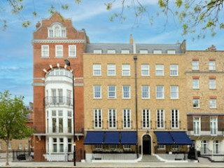 BEAVERBROOK TOWN HOUSE